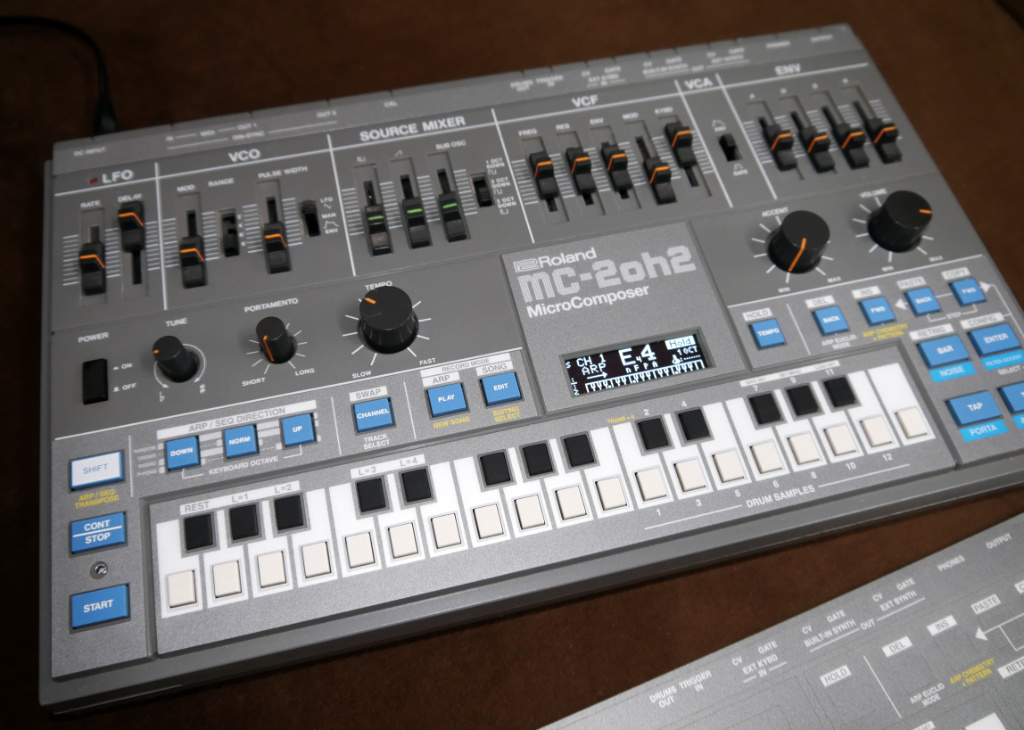 Tubbutec MC-2oh2 overlay per Roland MC-202