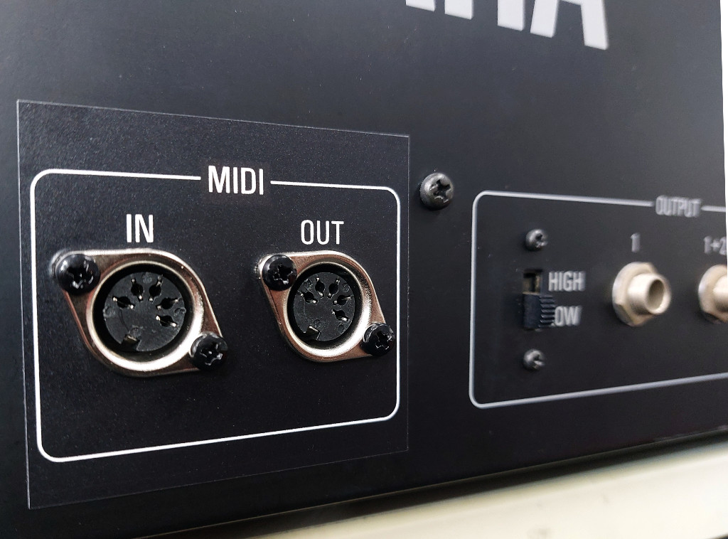 Tubbutec CeeS interfaccia MIDI upgrade per Yamaha CS5 CS10