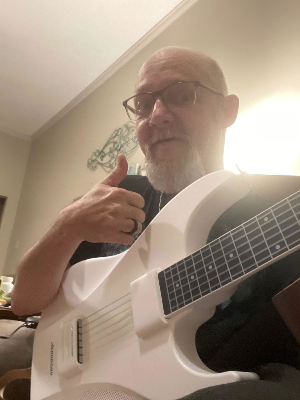 Aeroband Guitar chitarra digitale in silicone nera travel