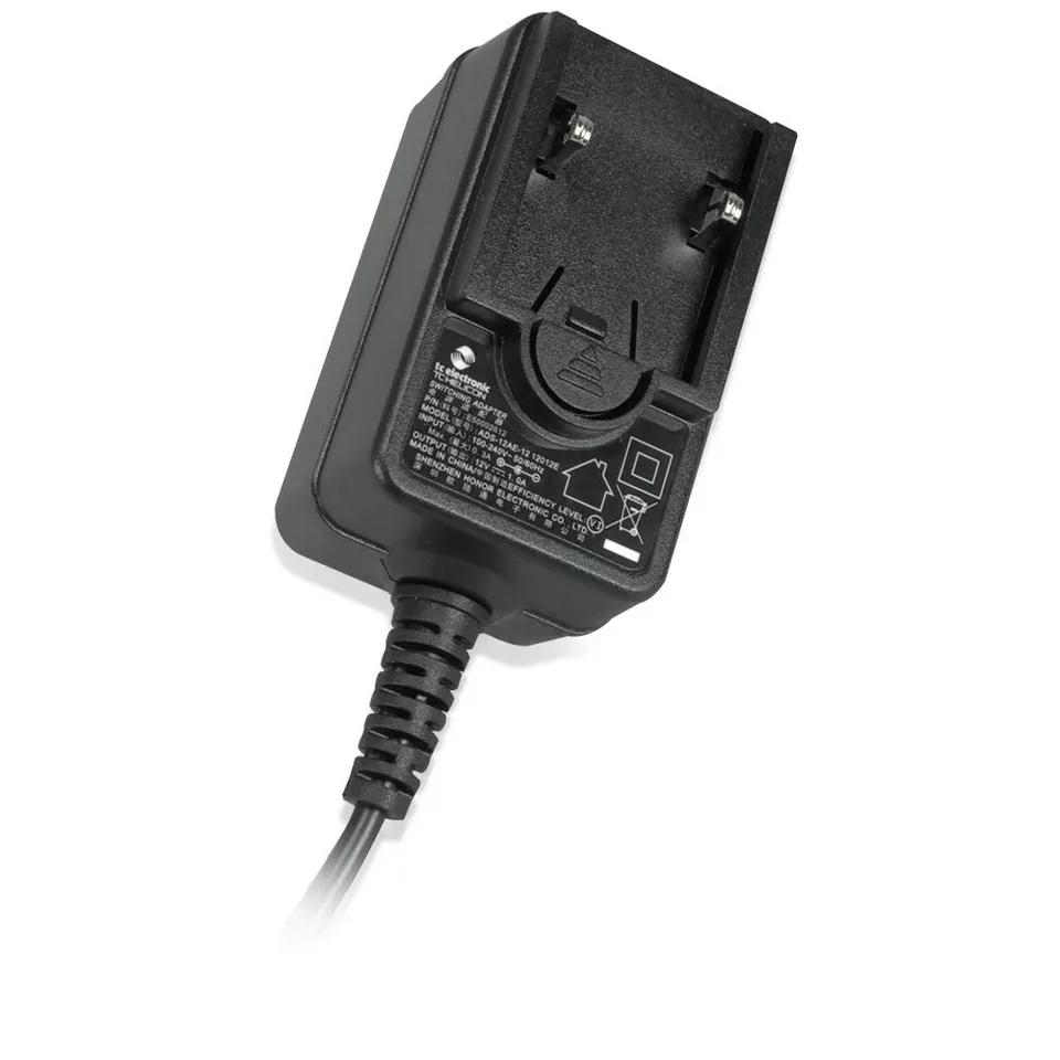 TC Helicon PowerPlug 12 alimentatore 12V universale