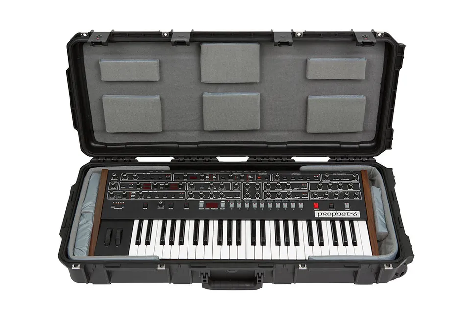 Sequential Prophet-6 OB-6 custodia rigida 49 tasti
