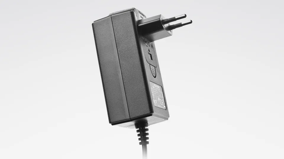Native Instruments NI Power Supply 40W alimentatore DJ