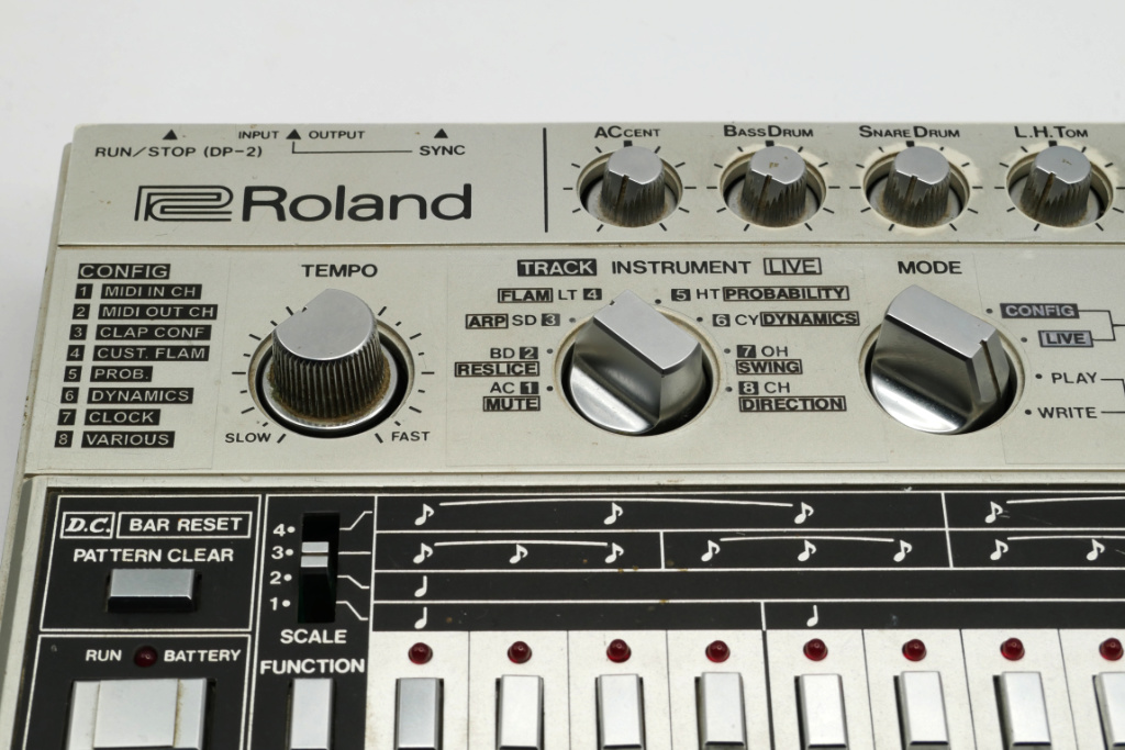 Tubbutec TR-6oh6 kit upgrade MIDI per Roland TR-606