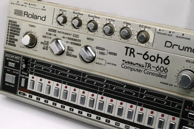 Tubbutec TR-6oh6 kit upgrade MIDI per Roland TR-606