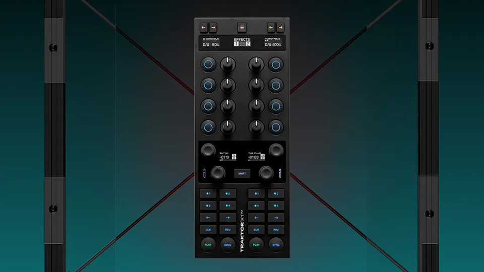 Traktor X1 MK3 controller DJ decks ed effetti