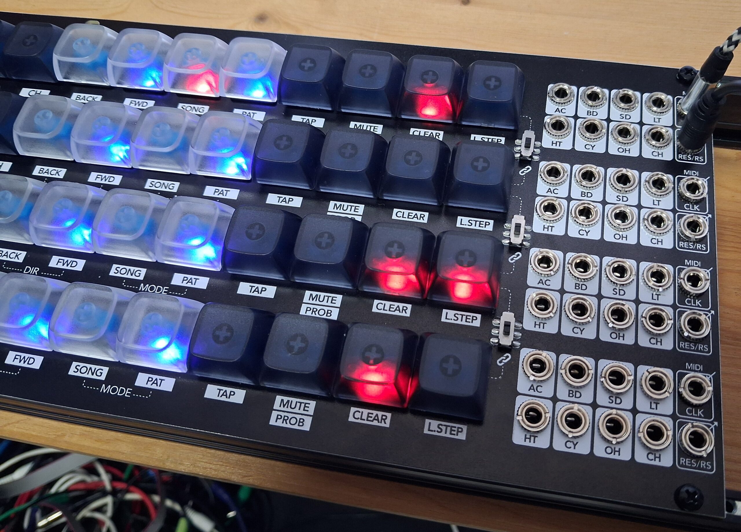 Tubbutec Drummertime 64 modulo eurorack 74HP 3U